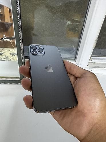 Техника и электроника: IPhone 12 Pro, Б/у, 128 ГБ, Black Titanium, Кабель, 74 % — 1
