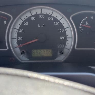 дэу матиз 1: Daewoo Nexia: 2010 г., 1.6 л, Кол менен иштөөчү, Бензин, Седан — 4