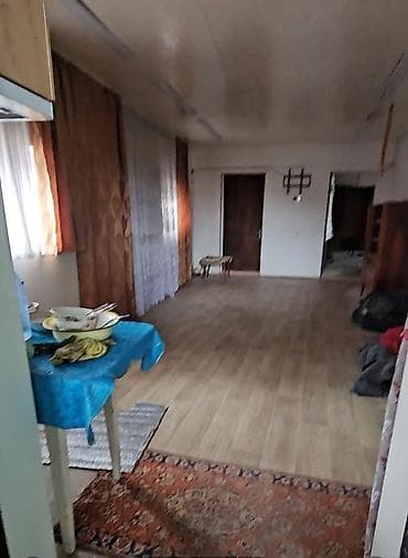 продаю дом под орозбекова бишкеке: Продается пол участка с времянкой в Воронцовке (Таш-Добо) — 5