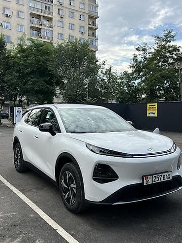 Продажа авто: Changan Qiyuan Q05: 2026 г., 3 л, Автомат, Электромобиль, Кроссовер — 2