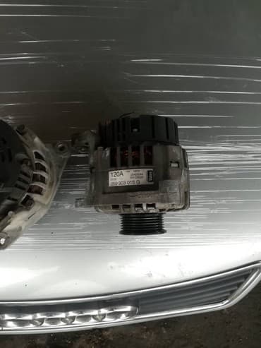 инверторы для солнечных батарей refusol: Генератор Audi Б/у, Оригинал — 1