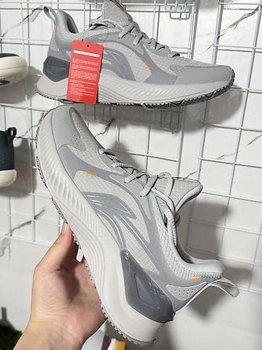 Кроссовки Li-Ning удобные и лёгкие для повседневной носки