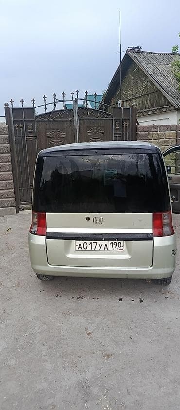 Продажа авто: Honda Mobilio: 2002 г., 1.5 л, Вариатор, Бензин, Хэтчбэк — 4