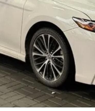 Шины и диски: Летние шины б/у почти новые. Размер 18, комплект 4 шт цена 15 тысяч — 1