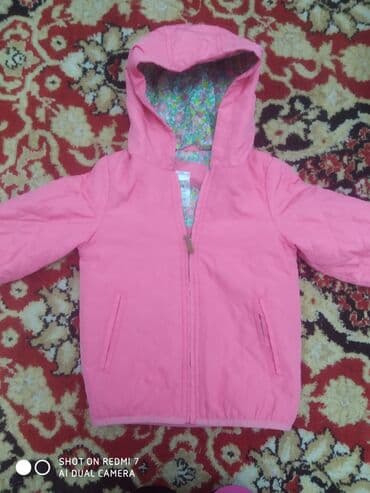 детская одежда фирмы картерс: Куртка тоненькая фирменная carter's на 3-4года в отличном состоянии — 1