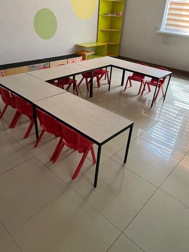 детская парта для дома: Продам детские парты для образовательного центра и учительский стол — 1