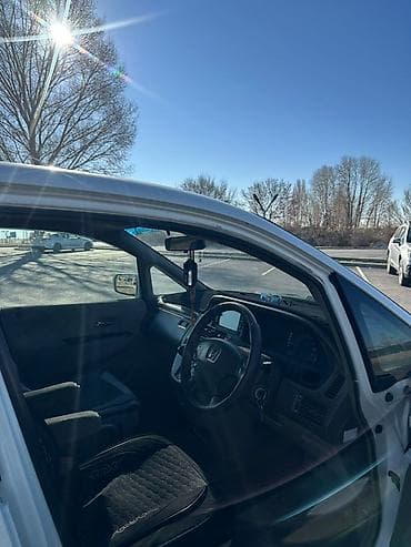 step wgn: Honda Orthia: 2002 г., Автомат, Бензин, Универсал — 2