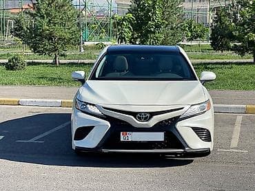 сиденьие: Toyota Camry: 2021 г., 2.5 л, Автомат, Бензин, Седан — 2