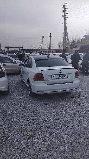 опель астра: Volkswagen Polo: 2017 г., 1.6 л, Автомат, Бензин, Седан — 6