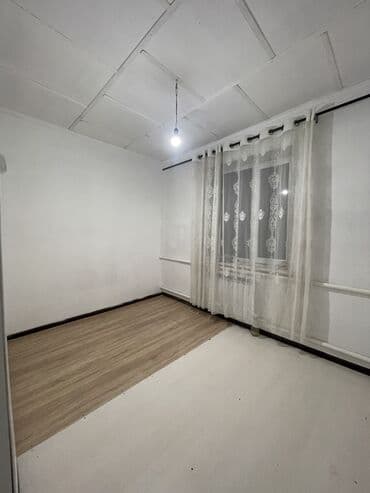 сдаю дом без хозяина: Сдаю Жилой дом с 3-мя отдельными комнатами и полноценным санузлом и — 2