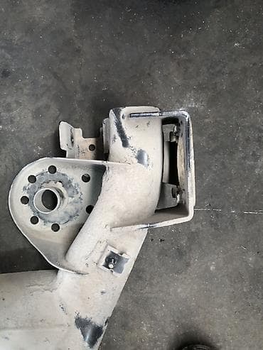 Рулевая часть: Hyundai Elantra үлгүсүндөгү автоунаанын арткы балкасы (задняя — 3