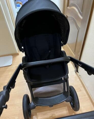 купить бу коляску: Коляска, цвет - Черный — 7
