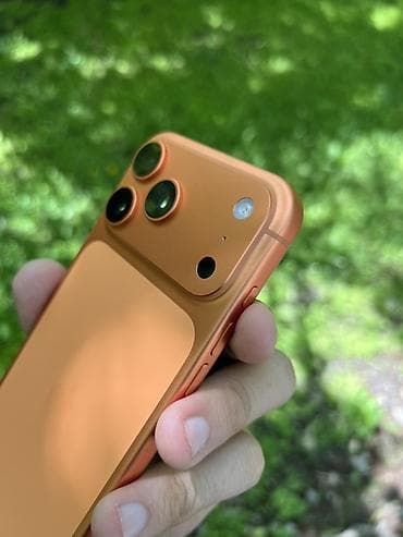 чехол 12pro: Продаю 17 Pro Max |256GB| |🔋100%| 61 цикл |цвет Оранжевый🟠| — 5