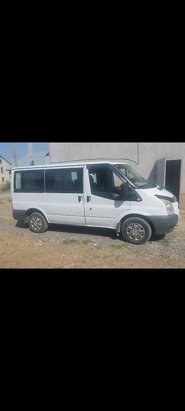авто генераторы: Ford Transit (пассажирский микроавтобус), белый цвет — 3