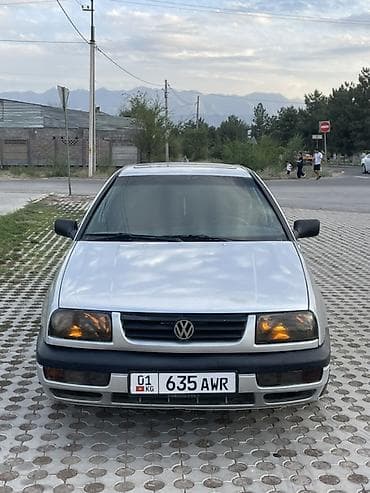 болты для колес: Volkswagen Vento: 1992 г., 1.8 л, Механика, Седан — 2