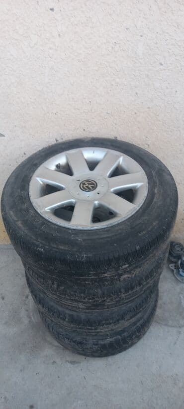 диски и шины на ваз: Колеса в сборе 195 / 65 / R 15, Лето, Б/у, Легковые, Железные, отверстий - 5 — 1
