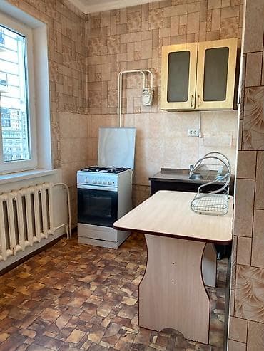 8: 1 комната, 35 м², Средний Джал 105 серия, 9 этаж, Косметический ремонт — 1