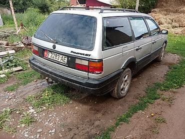 golf 2: Volkswagen Passat Variant: 1989 г., 1.8 л, Механика, Универсал — 3
