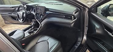 Toyota Camry: 2022 г., 2.5 л, Автомат, Бензин, Седан — 9