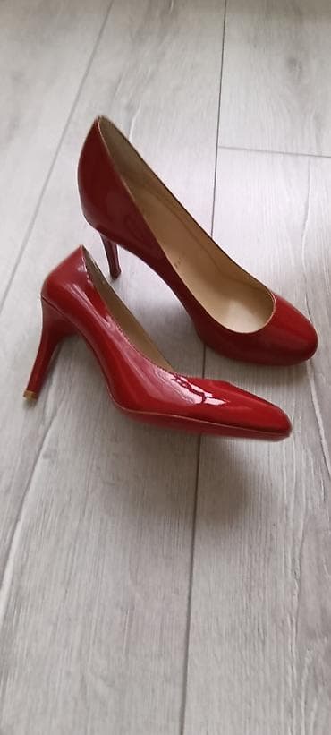спец обуф: Босоножки ZARA и лодочки Christian Louboutin — два пары обуви. 1) — 5