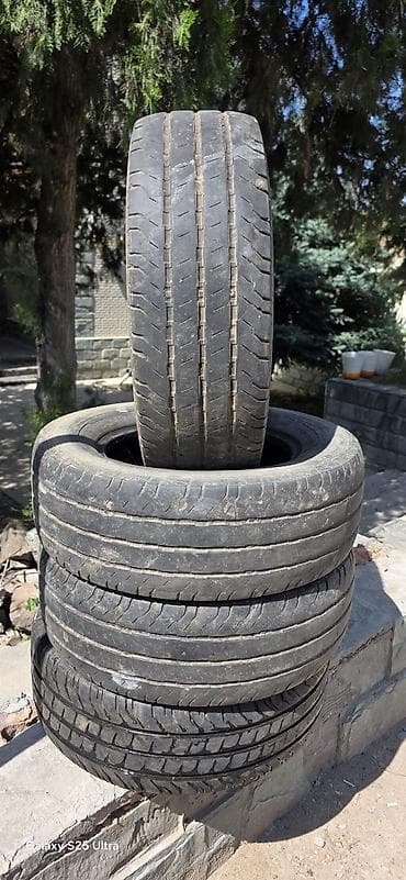 чехии: Шины 235 / 65 / R 16, Лето, Б/у, Комплект, Легкий коммерческий транспорт (C/LT), Чехия, Continental — 1