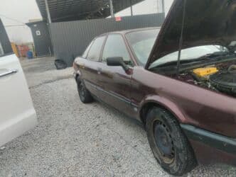 сиденья хонда степвагон: Audi 80: 1993 г., 2 л, Механика, Бензин, Седан — 3