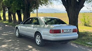 аудио техника: Audi A8: 1999 г., 2.8 л, Автомат, Бензин, Седан — 5