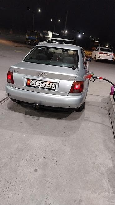 трекер авто: Audi A4: 1996 г., 1.8 л, Механика, Бензин, Седан — 6