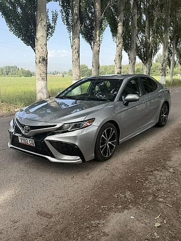машины за 20 тысяч долларов: Toyota Camry: 2019 г., 2.5 л, Автомат, Бензин, Седан — 1