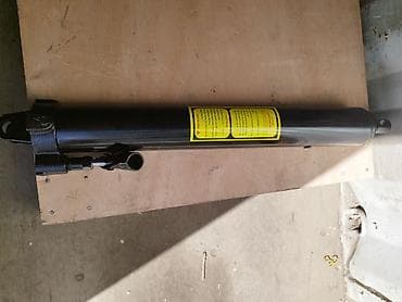 Домкрат для кран гусак 8 тон только домкрат