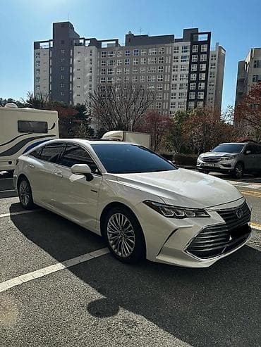 q 7: Toyota Avalon: 2019 г., 2.5 л, Автомат, Гибрид, Седан — 3
