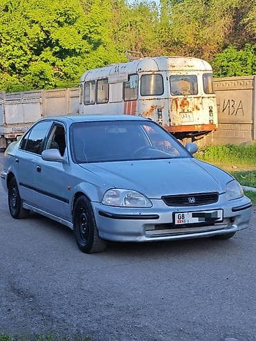 Honda Civic: 1998 г., 1.4 л, Механика, Бензин, Седан
