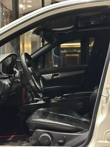 lexus es 2004: Mercedes-Benz C-Class: 2010 г., 3.5 л, Автомат, Бензин, Седан — 3