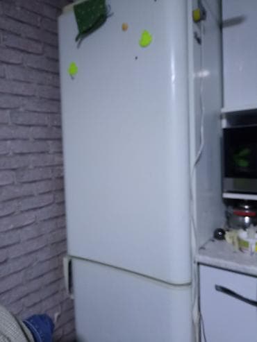 Продам холодильник в рабочем состоянии . цена 7000 т. сом