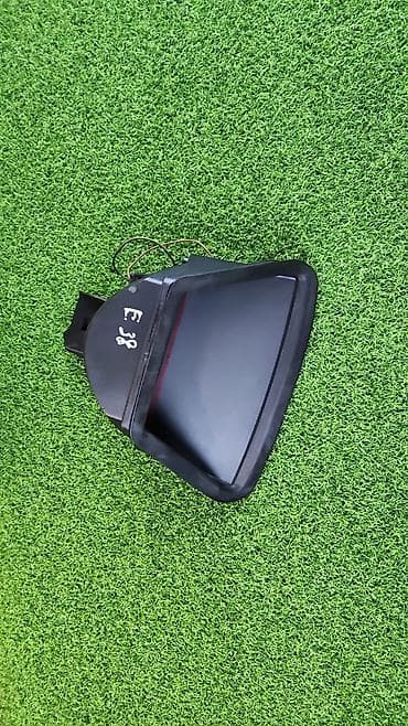 е38: 63 25 8 352 —-788 Задний центральный стоп Е38 Год 2000 В отличном — 3