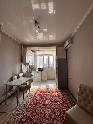 сезо: 1 комната, 43 м², Элитка, 4 этаж, Старый ремонт — 1