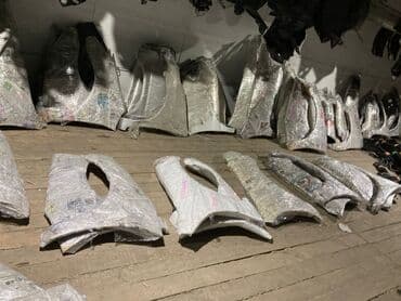 крыло на сапог: Крыло Переднее левое Toyota, Б/у, Оригинал — 2