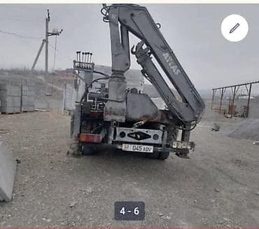 поддон на мерседес: Манипулятор, Mercedes-Benz, 2004 г., от 4 т — 3