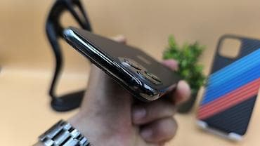 про 11: IPhone 11 Pro, Б/у, 256 ГБ, Черный, Защитное стекло, Чехол, 86 % — 6