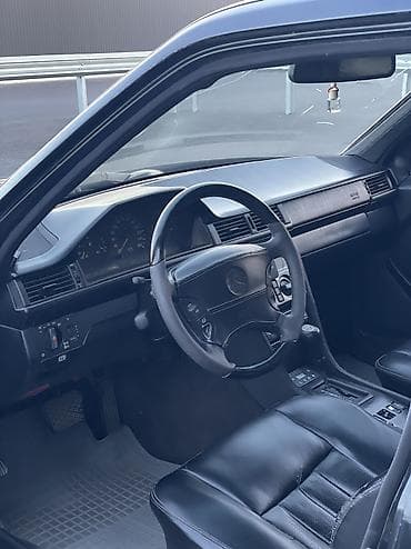 аккумулятор 24: Mercedes-Benz W124: 1995 г., 3.2 л, Автомат, Газ, Седан — 8