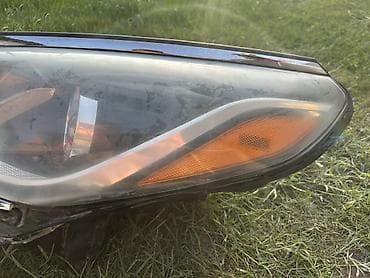 Автозапчасти: Передняя левая фара Hyundai 2018 г., Б/у, Оригинал, США — 2