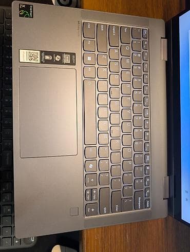 plus: Lenovo 2-in-1 Snapdragon X Plus OLED, 16/1TB, Copilot+ PC IdeaPad 5x — 8