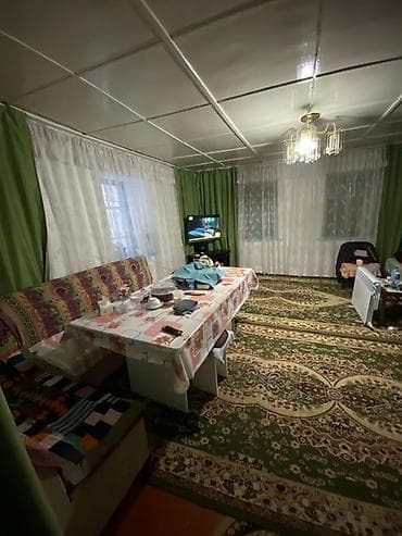 котежи: Продается частный дом с закрытым двором. На территории имеется — 7