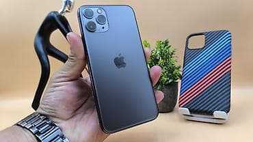 про 11: IPhone 11 Pro, Б/у, 256 ГБ, Черный, Защитное стекло, Чехол, 86 % — 1