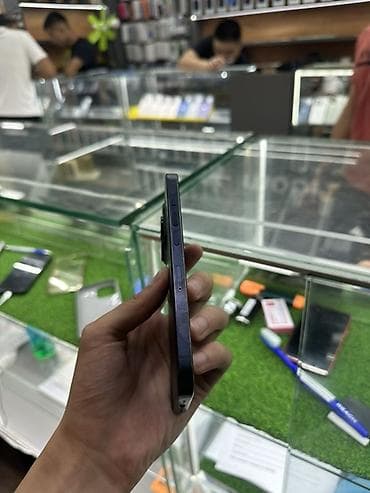 айыон 15 про: IPhone 15 Pro, 256 ГБ, темно‑синий (Blue Titanium) - Дисплей 6.1" — 3