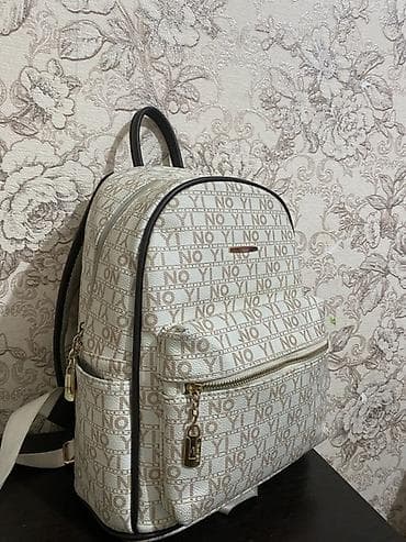 Рюкзак, Материал: Экокожа, Женские, Б/у at lalafo.kg Рюкзак, Материал: Экокожа, Женские, Б/у