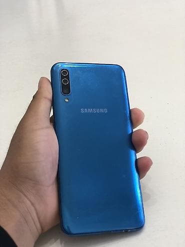 Samsung Galaxy A50, Б/у, 64 ГБ, цвет - Синий, 2 SIM