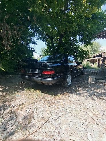 Mercedes-Benz W124: 1986 г., 2.6 л, Автомат, Бензин, Седан — 9
