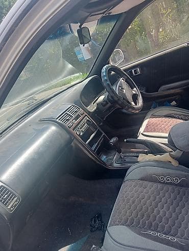 нахаду: Honda Ascot: 1994 г., 2 л, Автомат, Бензин, Седан — 4