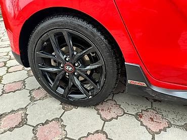 хендай велостер н: Hyundai Veloster: 2018 г., 1.6 л, Хэтчбэк — 8